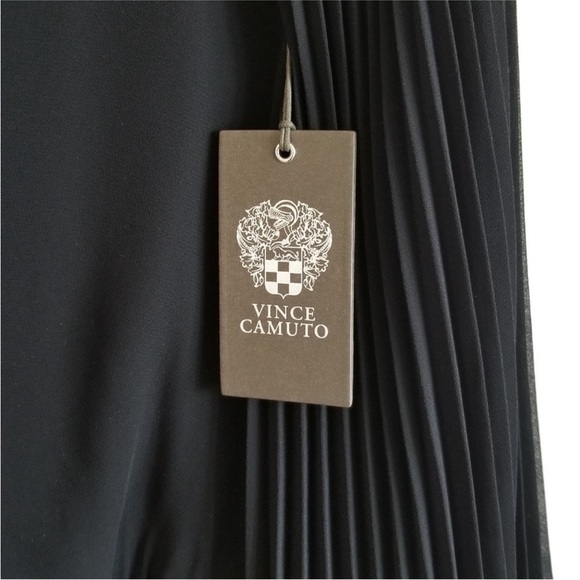 NWT Vince Camuto Romantic Glamour Jumpsuit - Picture 5 of 6